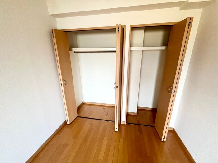 物件内観写真11　(収納)