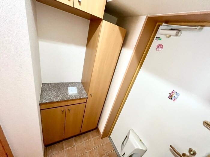 物件内観写真19　(靴箱)