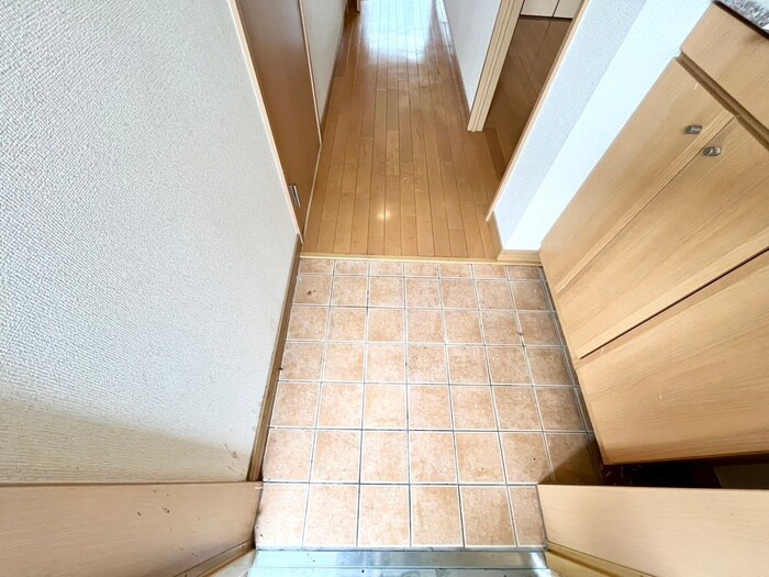 物件内観写真20　(玄関)