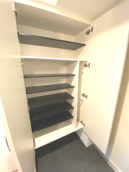 物件内観写真18　(靴箱)