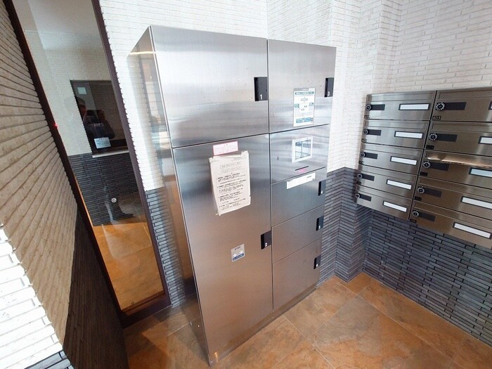 物件外観写真6　(建物設備)