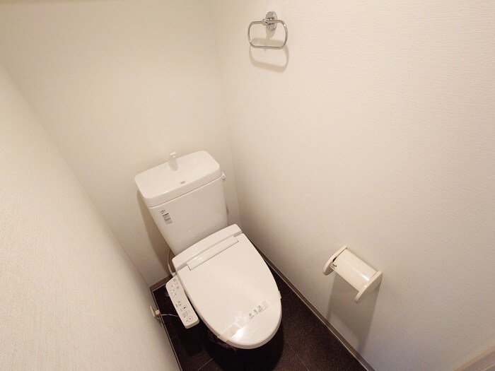 物件内観写真11　(トイレ)