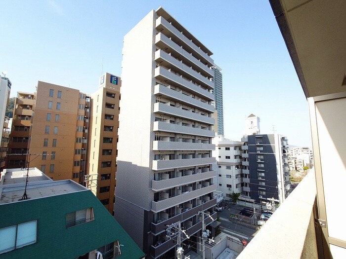 物件内観写真16　(室内からの展望)