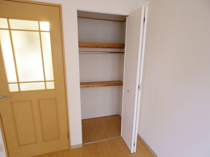 物件内観写真11　(収納)
