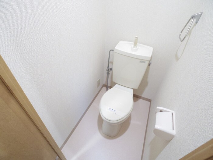 物件内観写真16　(トイレ)