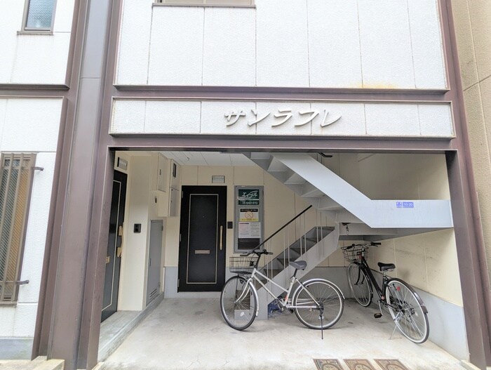 エントランス部分