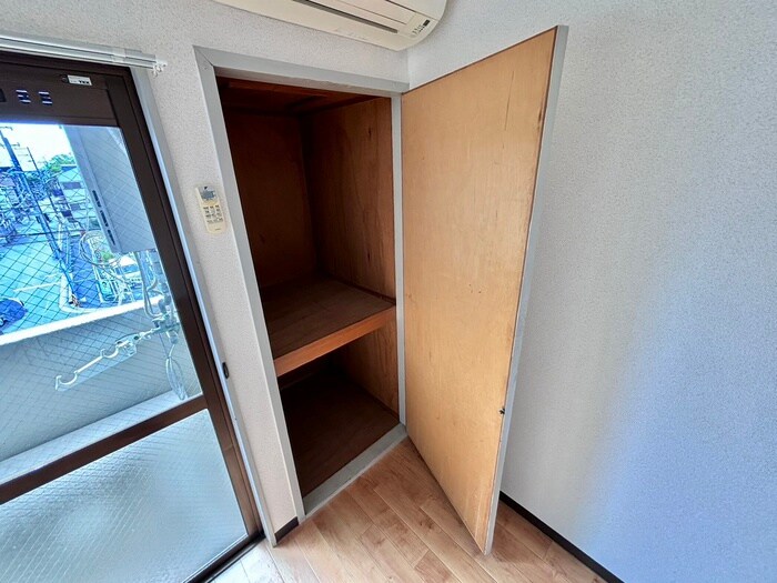 物件内観写真8　(収納)