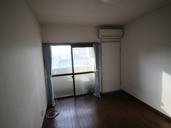 物件内観写真11　(居室)