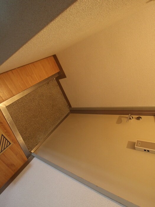 物件内観写真9　(玄関)