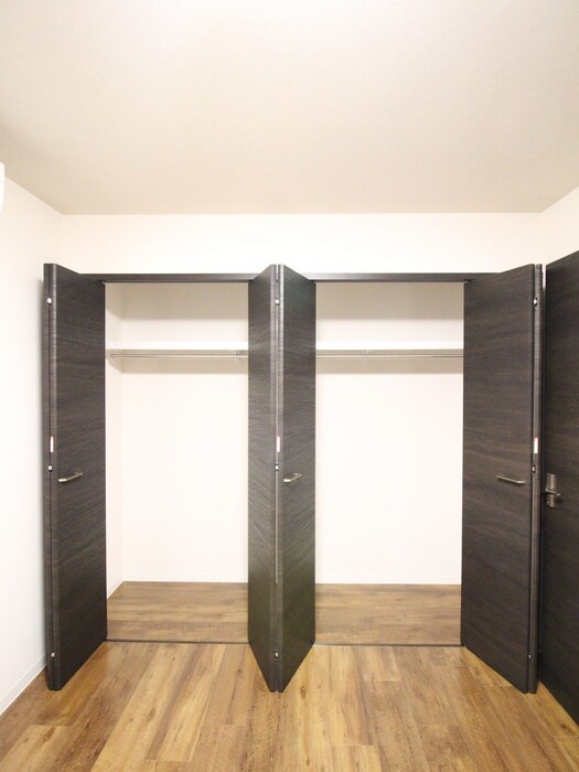 物件内観写真13　(収納)