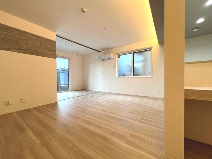 物件内観写真8　(居室)