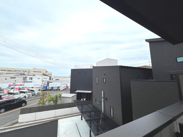 物件内観写真22　(室内からの展望)