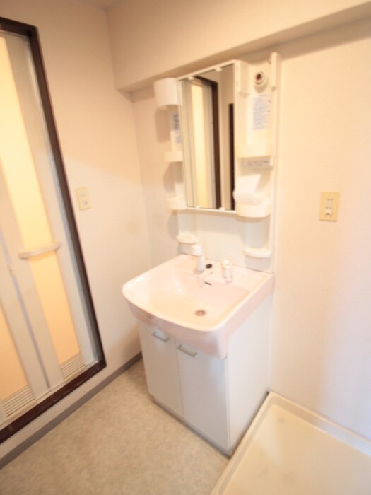 物件内観写真11　(洗面)