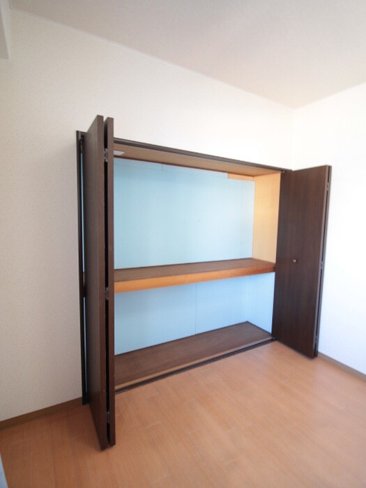 物件内観写真15　(収納)