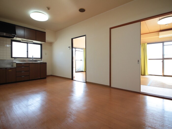 物件内観写真21　(居室)