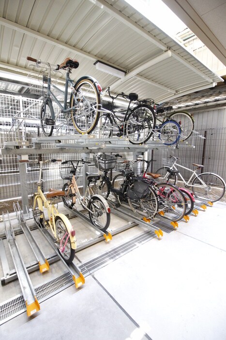 物件外観写真4　(駐輪場)