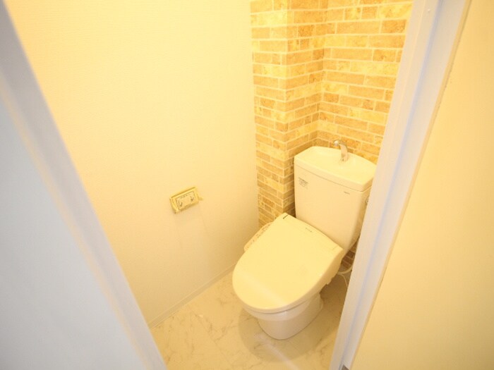 物件内観写真11　(トイレ)