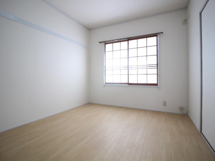 物件内観写真16　(居室)