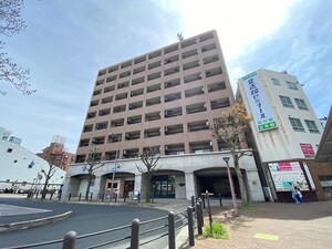 ﾜｲｽﾞｱｰｸ三国ヶ丘外観写真