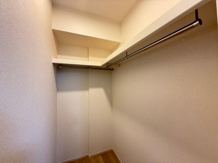 物件内観写真17　(収納)