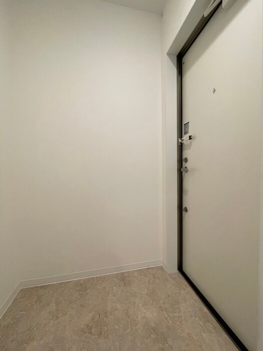 物件内観写真7　(玄関)