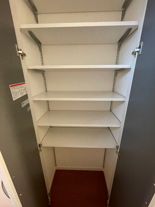 物件内観写真8　(靴箱)