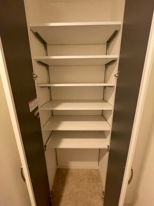 物件内観写真8　(靴箱)