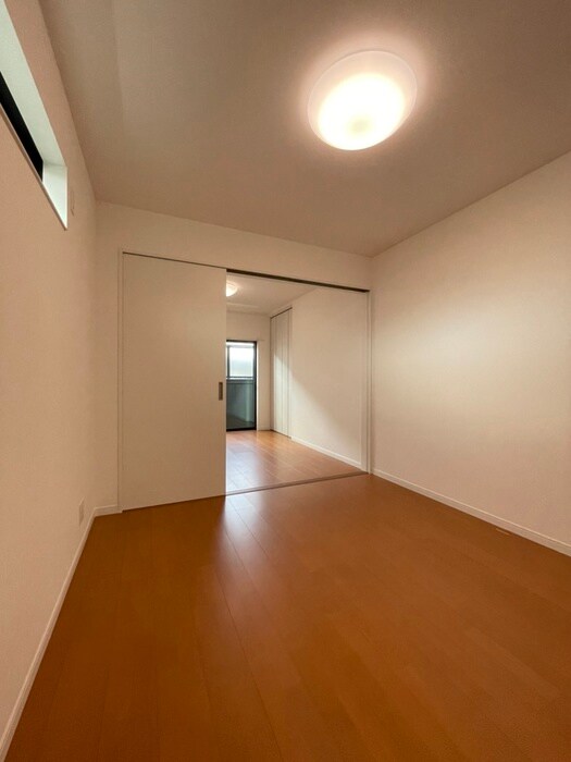 物件内観写真11　(居室)