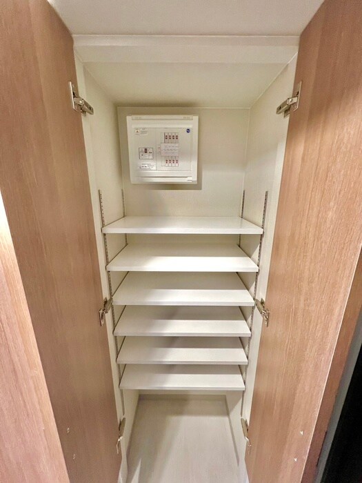 物件内観写真8　(靴箱)