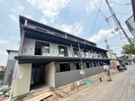 建築中