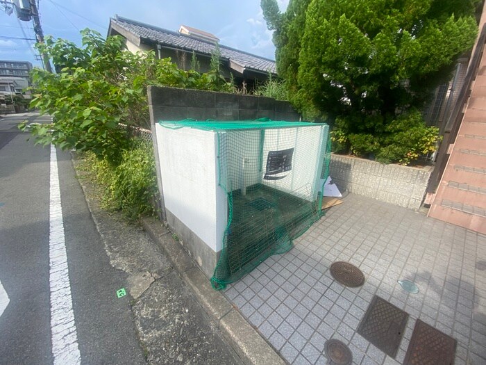 物件外観写真6　(建物設備)