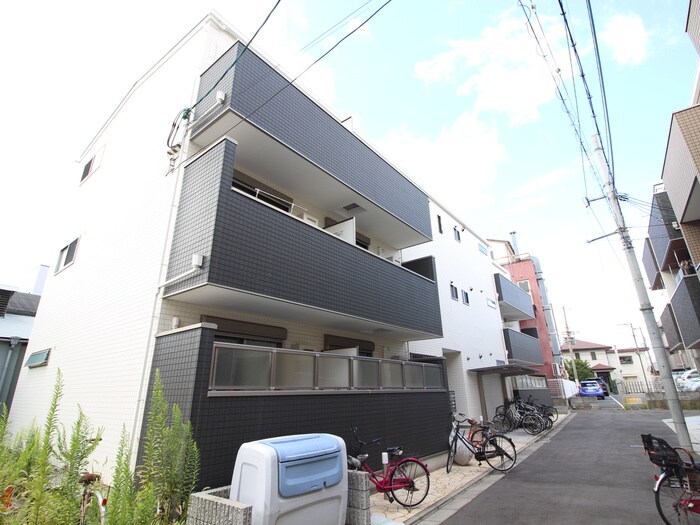 物件外観写真1　(外観写真)