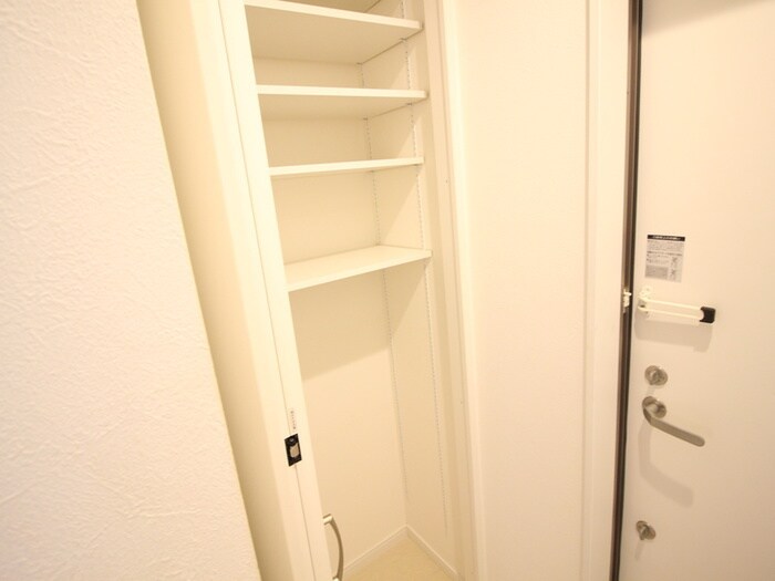 物件内観写真21　(靴箱)