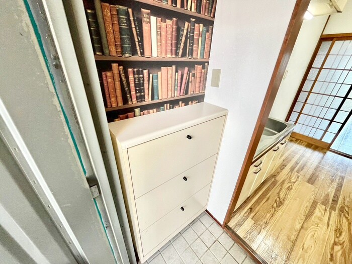 物件内観写真10　(靴箱)