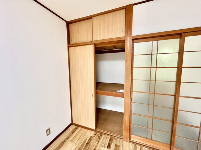 物件内観写真11　(収納)