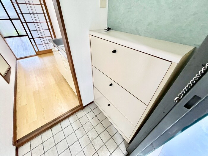 物件内観写真11　(靴箱)