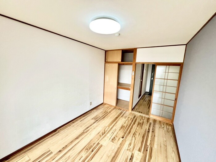 物件内観写真12　(居室)