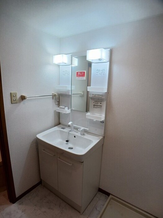 物件内観写真6　(洗面)