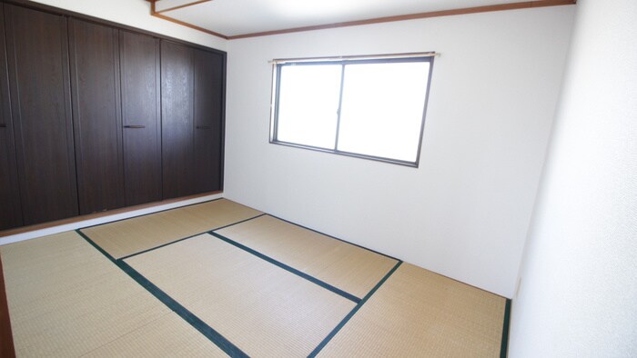 物件内観写真8　(居室)