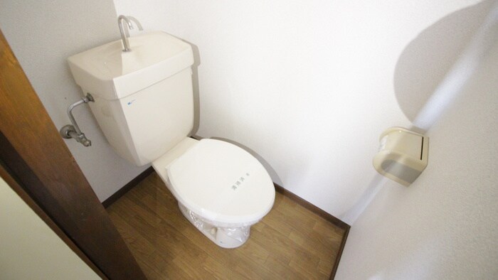 物件内観写真13　(トイレ)