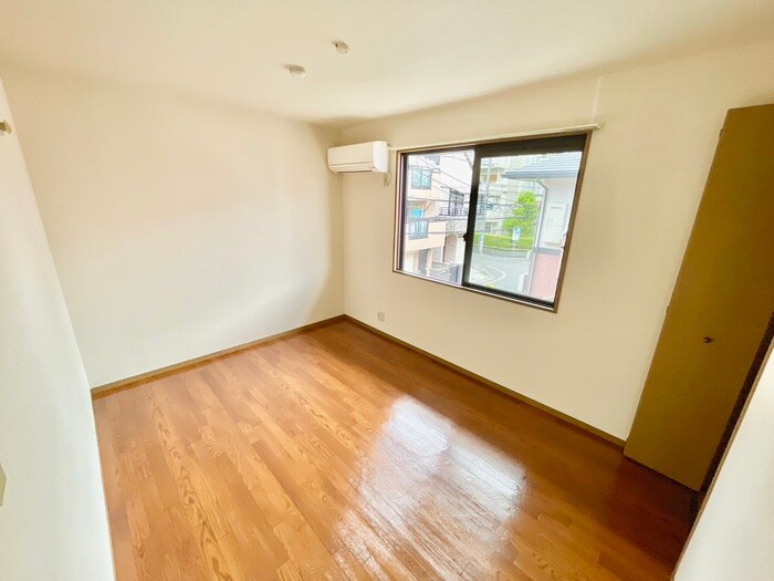 物件内観写真10　(居室)