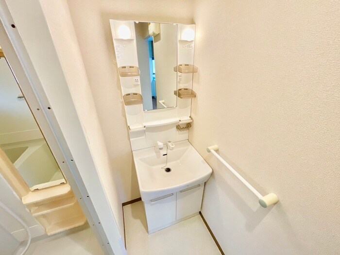 物件内観写真14　(洗面)