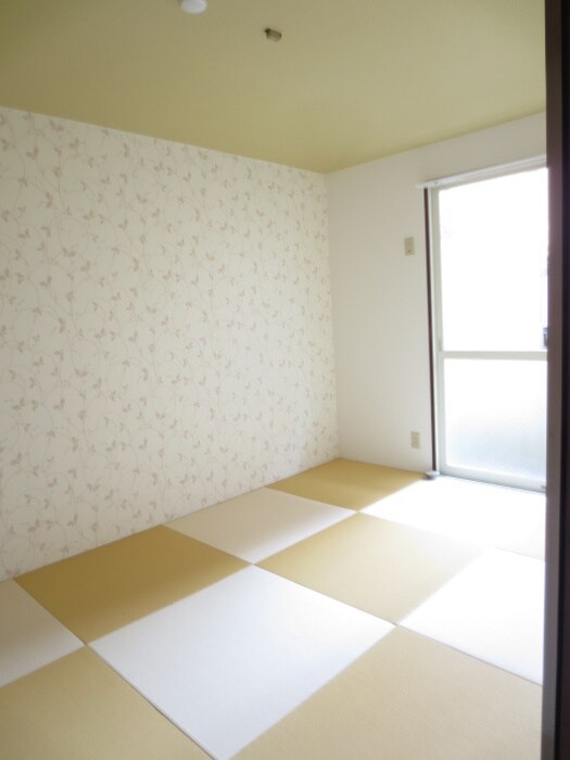 物件内観写真12　(居室)