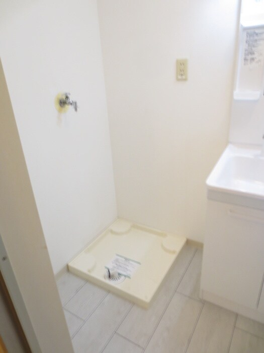 物件内観写真21　(洗濯機置場)