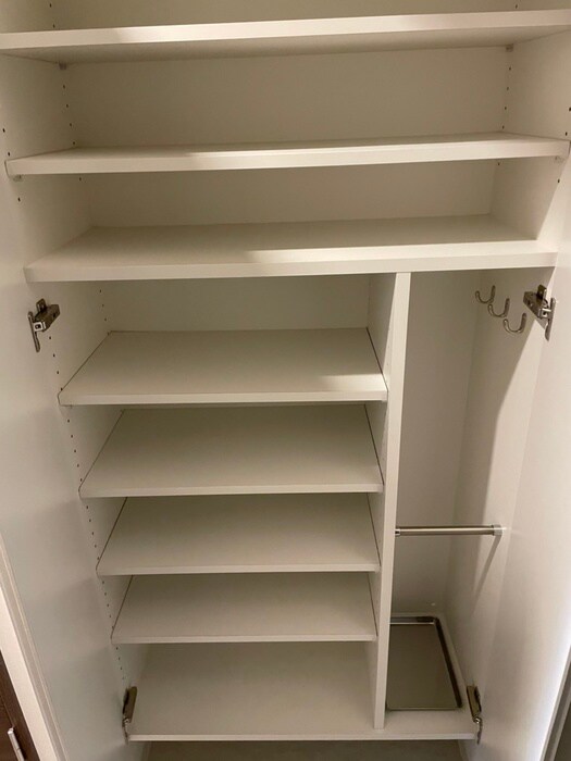 物件内観写真12　(靴箱)