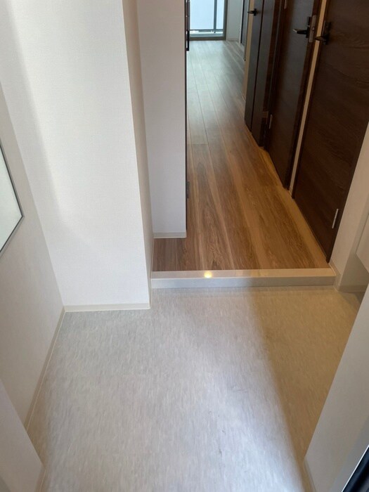 物件内観写真17　(玄関)