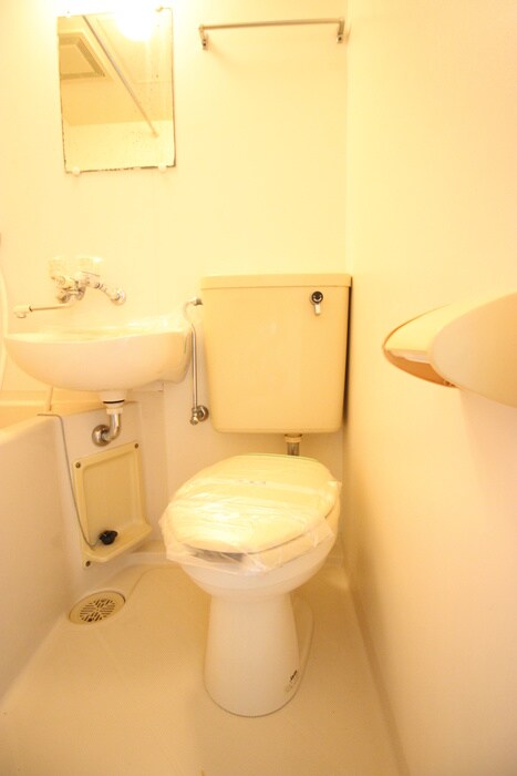 物件内観写真10　(トイレ)