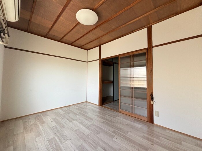 物件内観写真8　(居室)