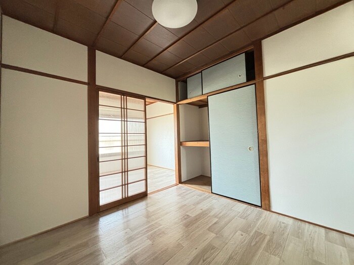 物件内観写真11　(居室)