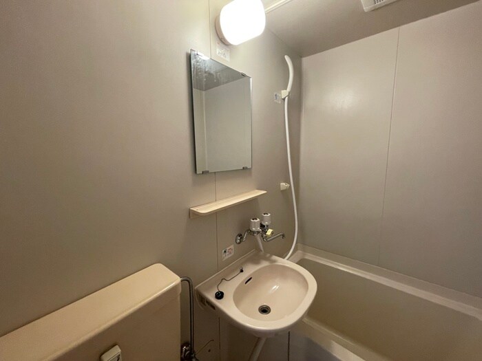 物件内観写真13　(収納)